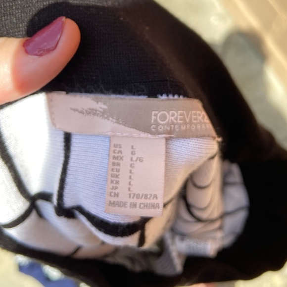 *SOLD* Forever 21 Checkered Slater Skirt - Picture 4 of 5